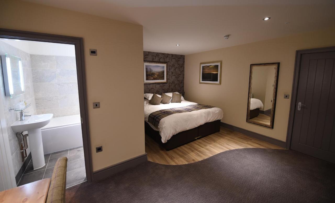 Kings Arms Hotel Holme  Bagian luar foto