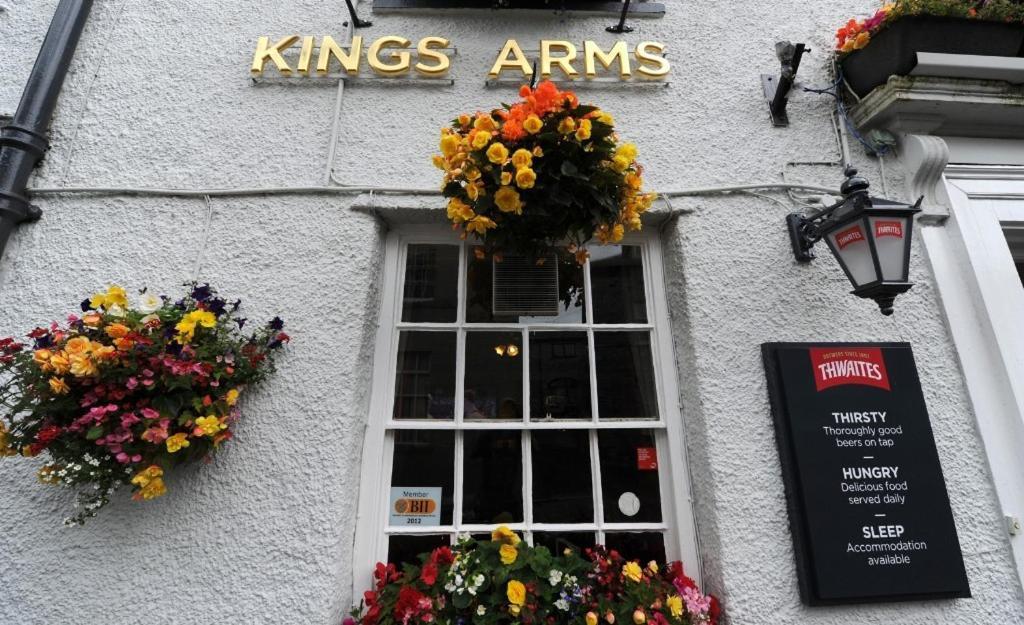 Kings Arms Hotel Holme  Bagian luar foto